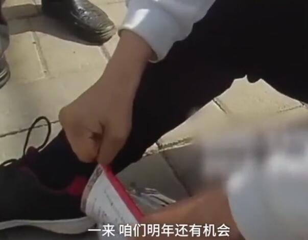 复读生高考发挥不理想痛哭弃考 高中复读是一