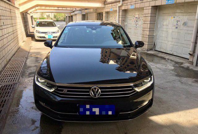 终于明白为什么大众车靠谱了,看一汽大众员工提b8迈腾说优却点