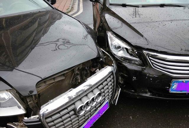 揭秘奥迪a6与国产车相撞后这一撞才却证明国产车有多牛x