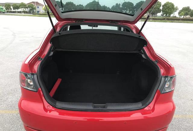 文博淘车帮湖南衡阳网友淘得马六轿跑