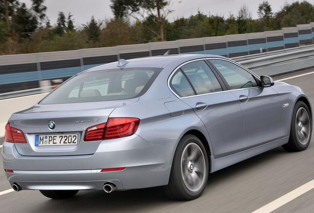 上市的宝马5系(配置|询价)了,新增的宝马525li将取代528li上市特别版