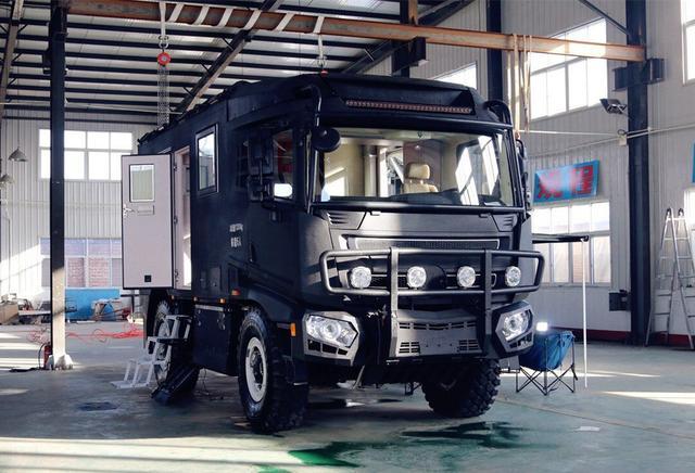 6.7l 四驱 差速锁比大g更硬气, 开它的是真土豪