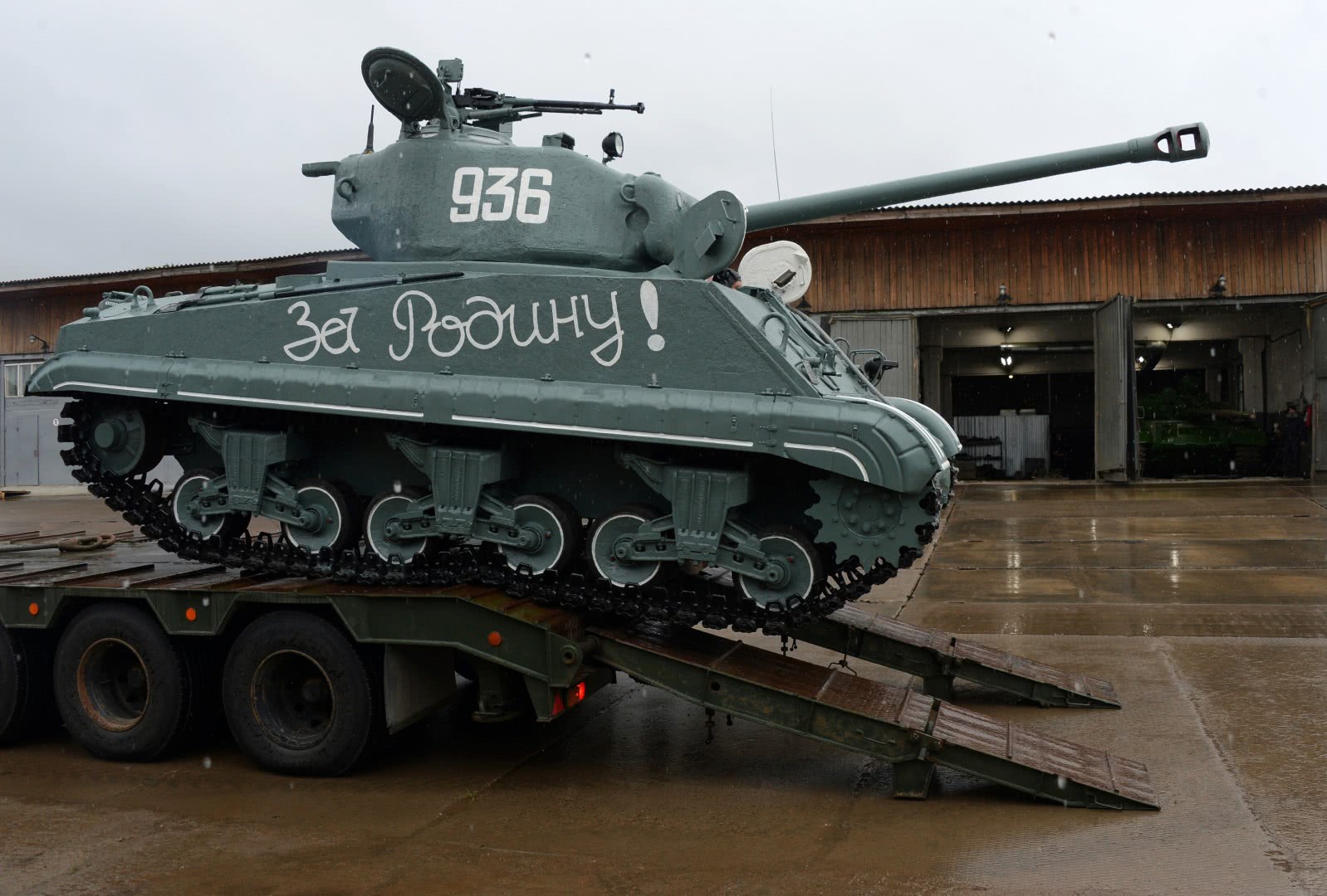 俄从海里捞出二战美国坦克,一年后它能满地跑但有瑕疵