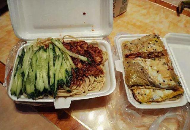 "你刚点的外卖可能是一个月前做的"吃外卖的危害居然那么大!