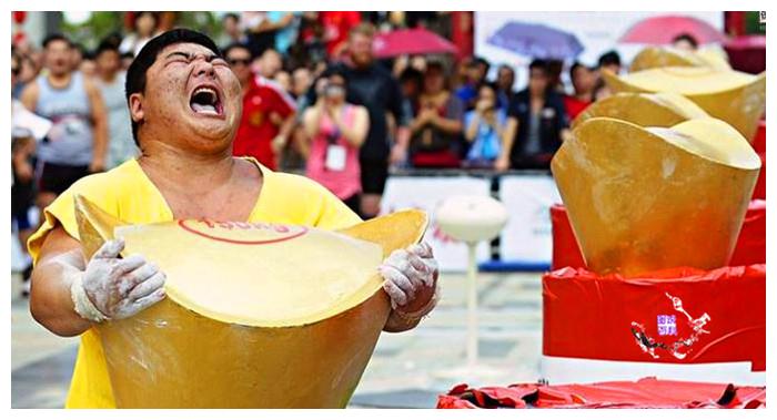 历史上的大力士们,力气大到什么程度?还是网友亲见的大力士靠谱