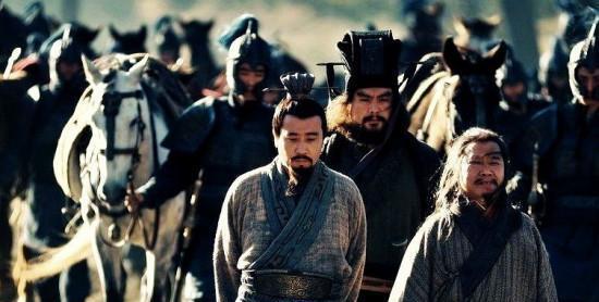 为什么三国时刘备手下大将最多却实力最弱?