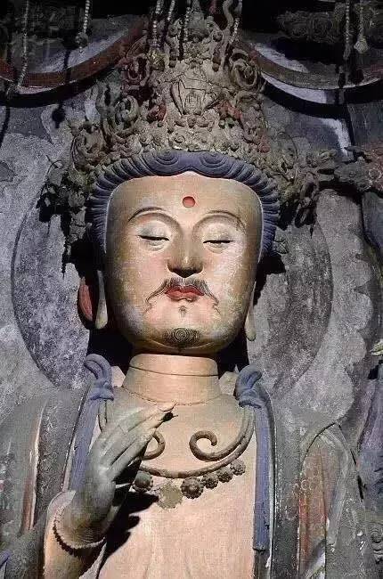 所以通常我们在寺庙看到的菩萨都是女相,而在蓝田水陆庵,观音菩萨全留