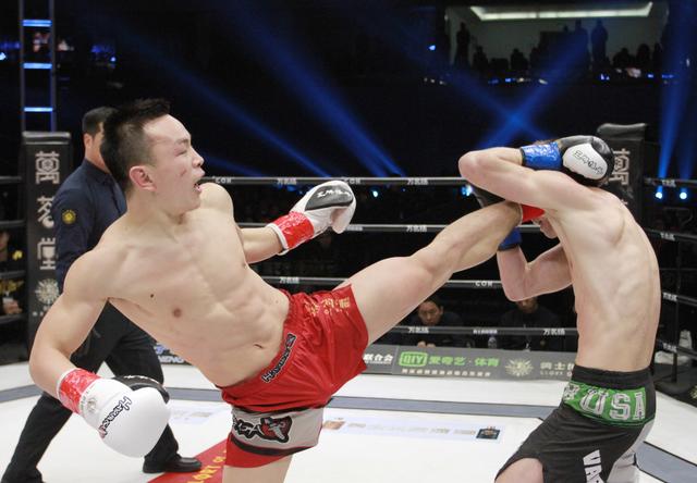 combat press,请你告诉我,铁英华如何才能进入世界排名?