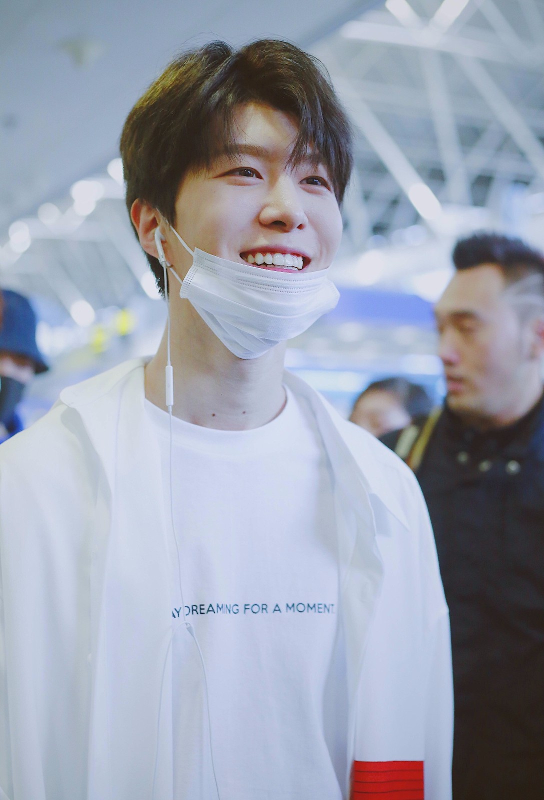 蔡徐坤|黄明昊|范丞丞_新浪新闻