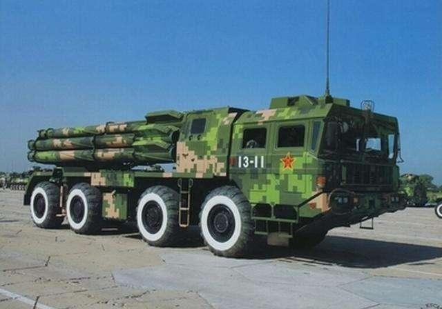 中国卫士2d远程火箭炮射程世界第一,但解放军不用,只拿来出口