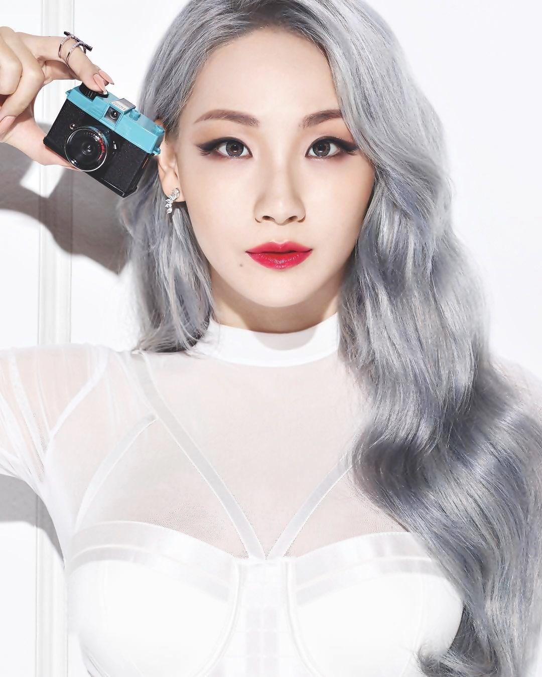 女王cl胖成张惠妹?网友:这不是cl而是xl吧!