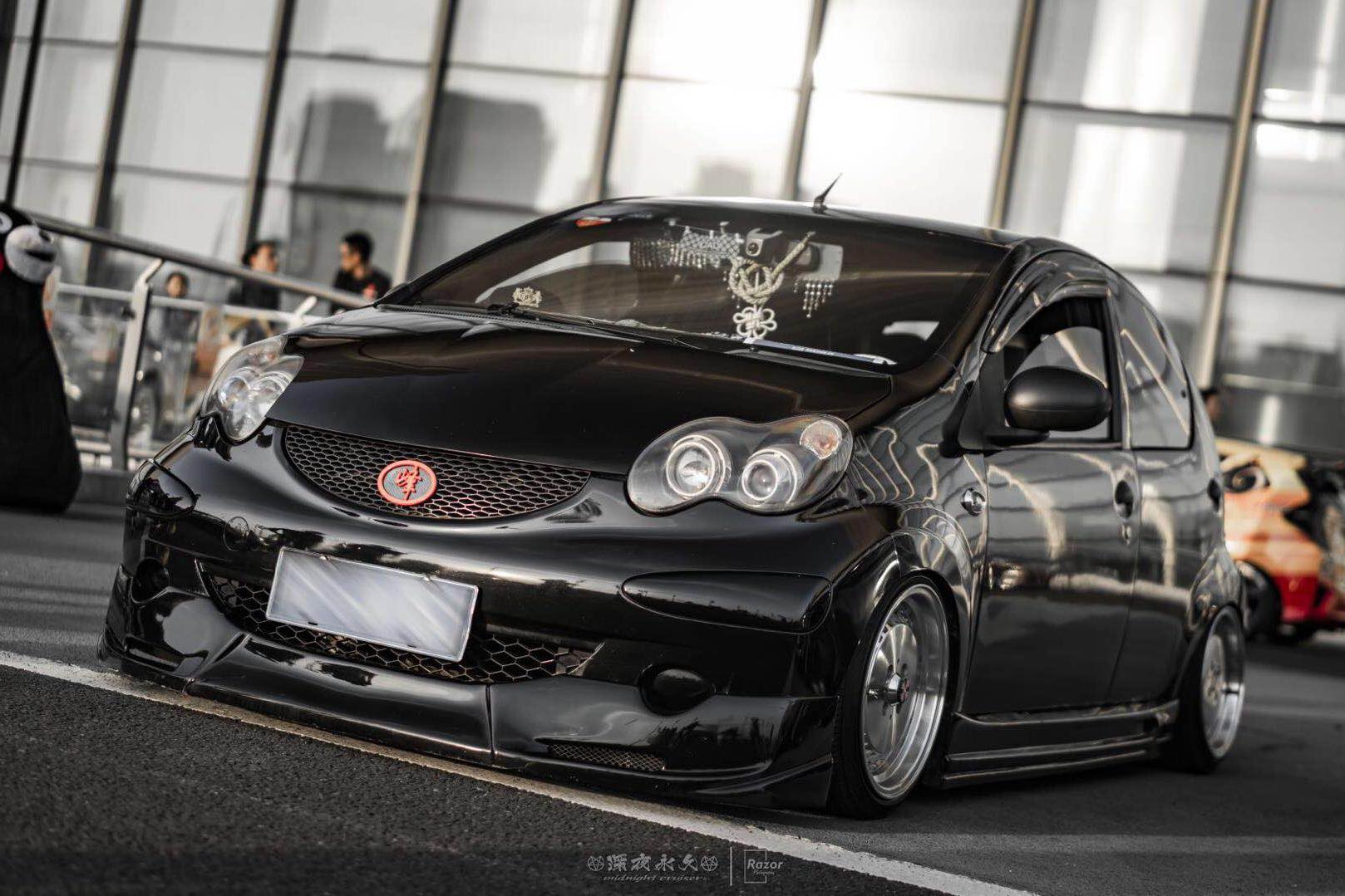 今天为大家带来的是来自上海车友阿峰的比亚迪f0改装案例.