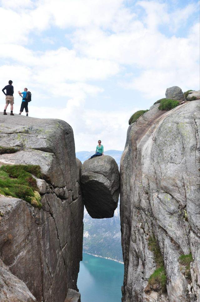 世界上那些美丽而不敢去的地方,什么玻璃栈道都弱爆了