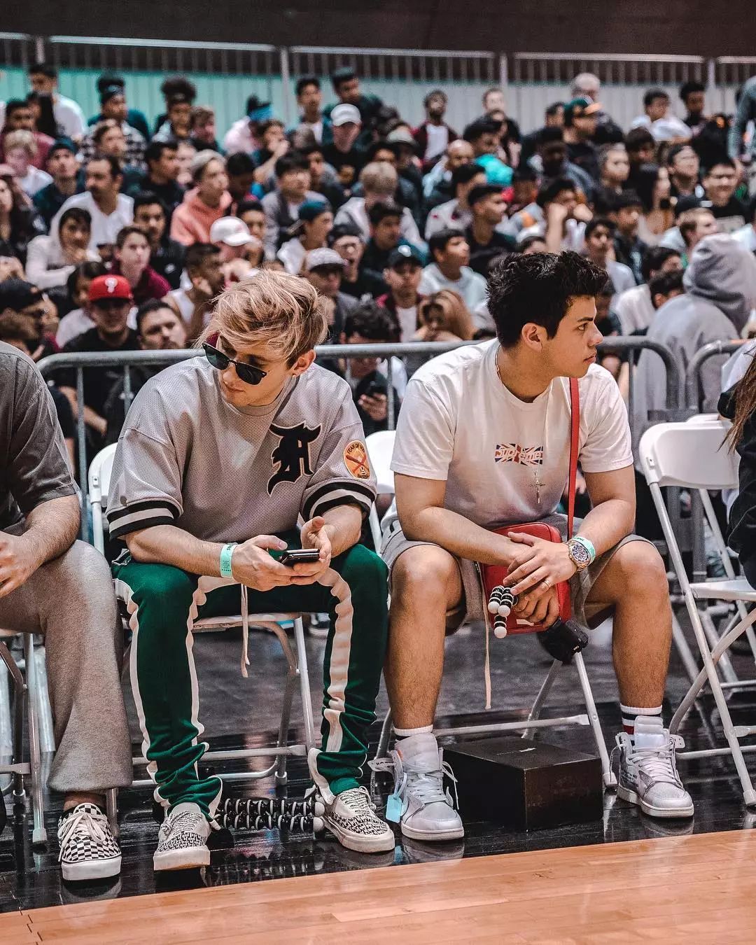 居然还有人说,穿nike爱打扮的学生都是垃圾.