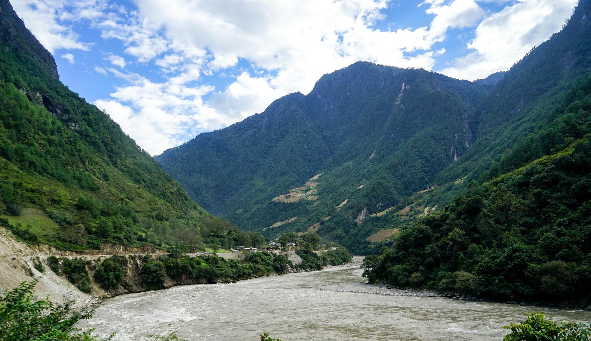 探访怒江大峡谷最深处的古村落 滇藏交界处鲜为人知的秘境之地