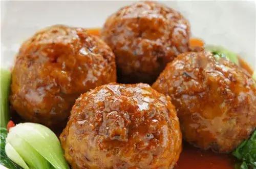 这碗宫廷秘制的赵成林赤土扣肉给你家的年夜饭添道硬菜
