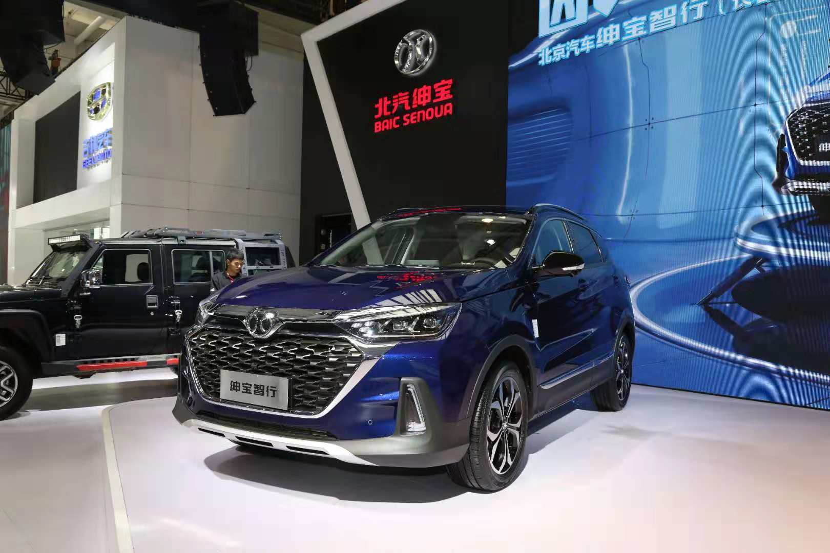 99万起售 配ai科技系统 北汽绅宝智行可聊21种"方言"