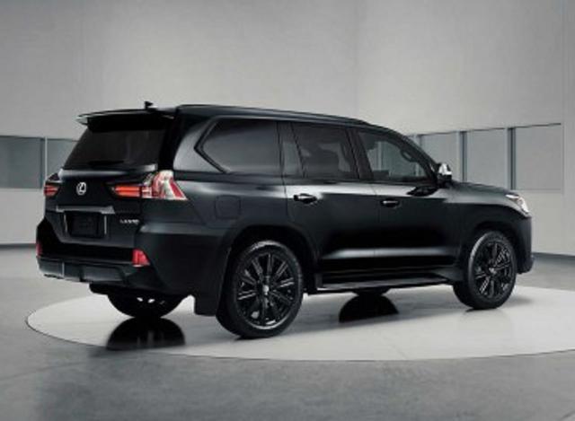 作为雷克萨斯品牌的顶级suv车型,lx570一直以来都以霸气十足的外观