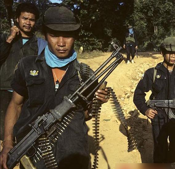 金三角地区的老照片曾经毒枭遍地, 如今开始学习种植咖啡