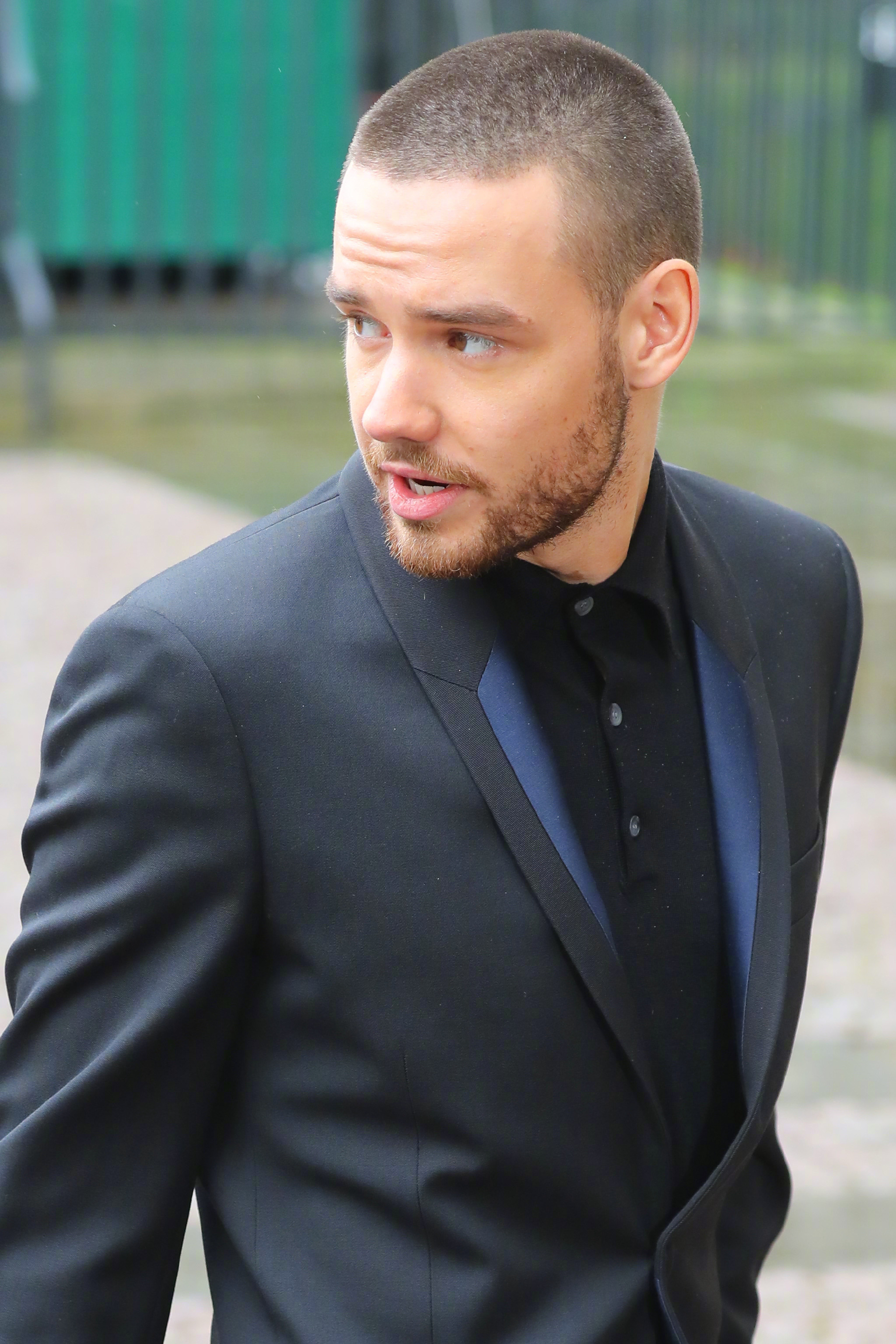 莉莉liam payne最新伦敦街拍!