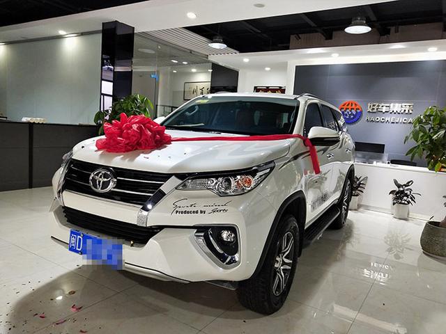 丰田穿越者提车记,车主:看到实车颜值后,3天就定了