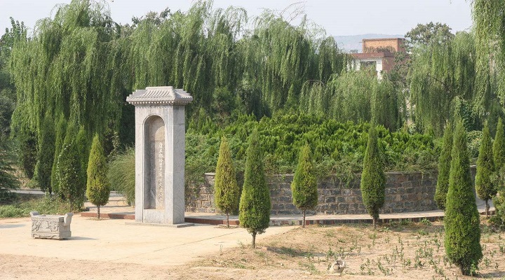 曹魏开国皇帝魏文帝曹丕,蜀汉后主刘禅,南唐后主李煜等人之墓