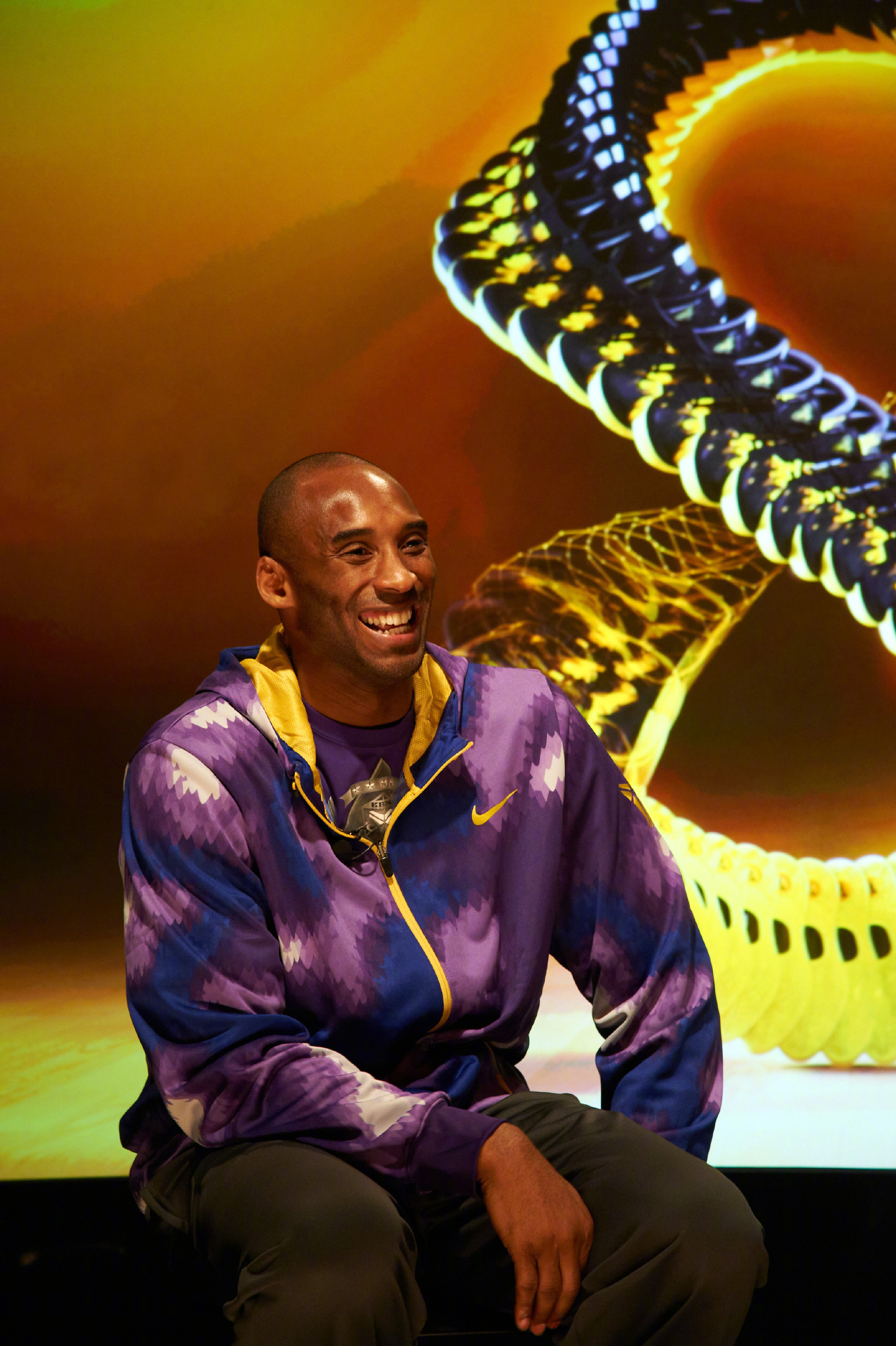 高清科比当年为zoomkobe8拍摄的一组写真还有发布会的现场帅照