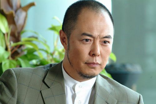 张国立和张铁林大家都很熟悉了,"铁三角"之二都来参演了,刘雪华是有名