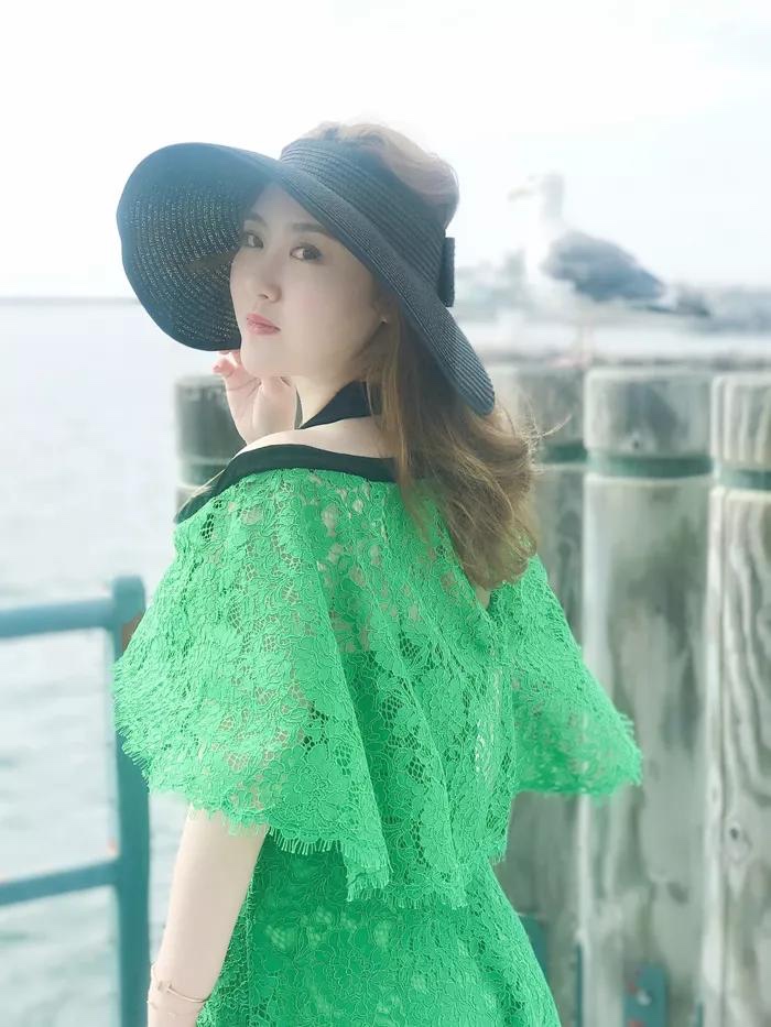 看马程程性感微胖型生活照喜欢吗