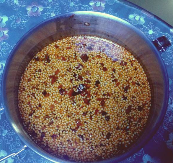 辣椒油怎么吃才好吃找到秘诀炸的辣椒油也能拌饭