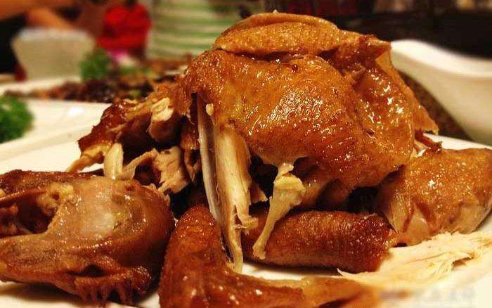 安徽最爱吃鸡的城市,这里的烧鸡闻名中外,一年要吃掉3千万只鸡!