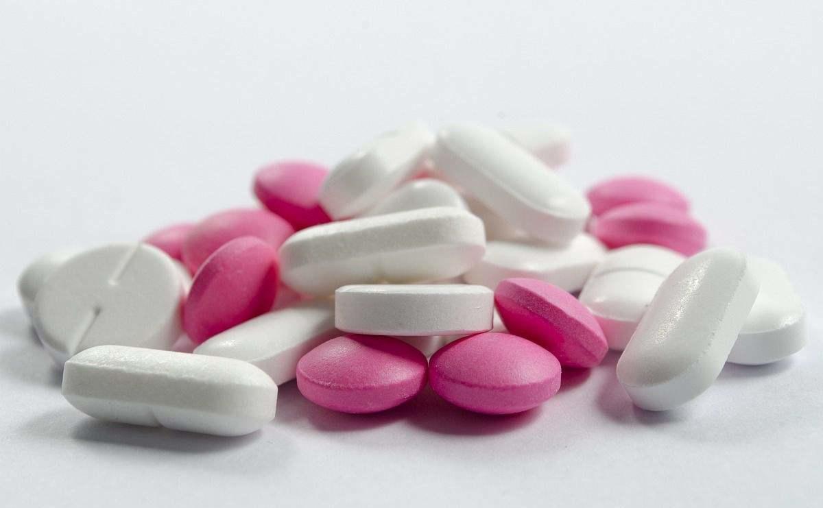 能做到合理用药的女性很少,由于更年期知识的匮乏,出现更年期综合征