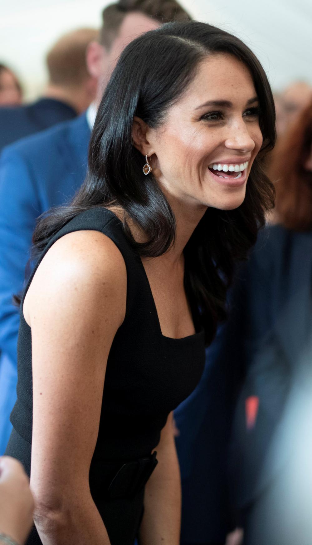 梅根的精品时尚成为皇室最新潮流