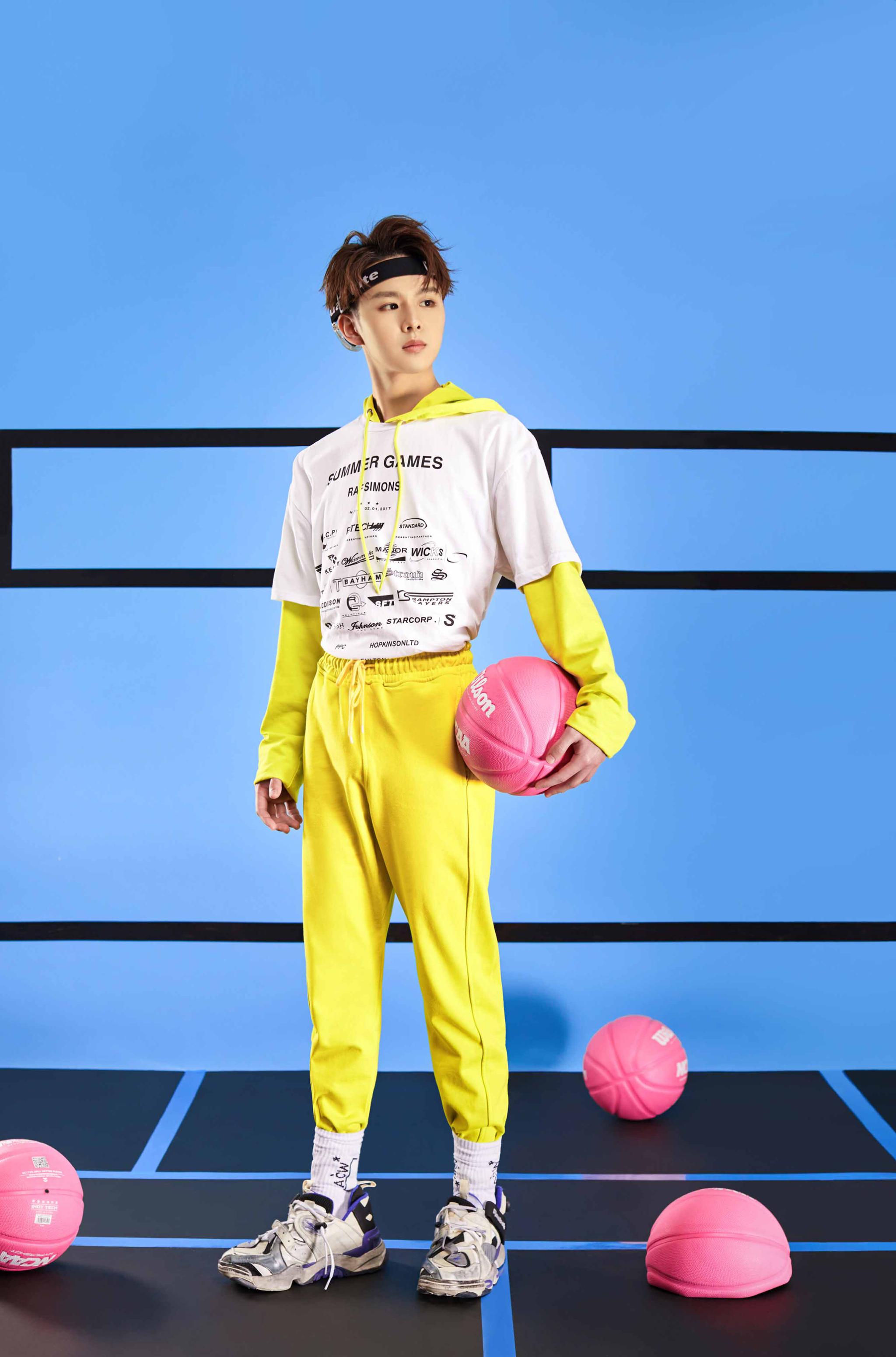 徐浩毕业季新歌今日首发 《男孩女孩》掀起清新校园风