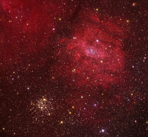 宇宙中的"七姐妹"星团是天空中最著名的星团!