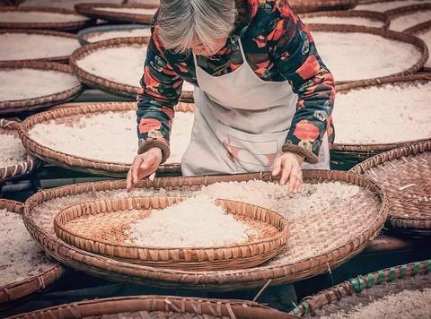 北大才女一等奖作文:《卖米》,看哭了