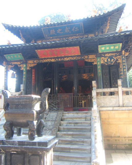 吴三桂被封为平西王,但北京平西王府不是他的宅院,而是这个人的