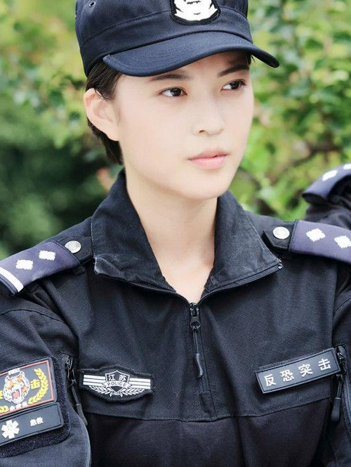 王妍之主演改编自南派三叔的战役悬疑同名小说的电视剧《怒江之战》