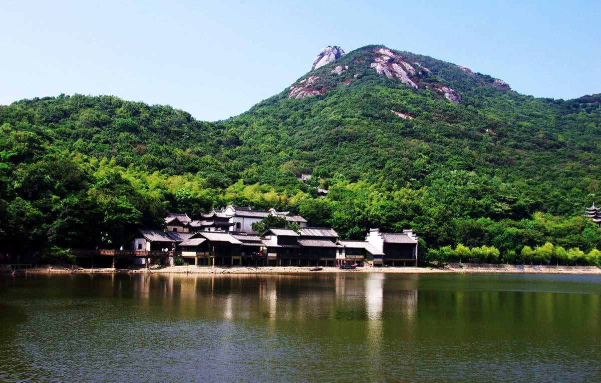 去过舟山桃花岛,总算知道射雕英雄传为什么在这里取景了