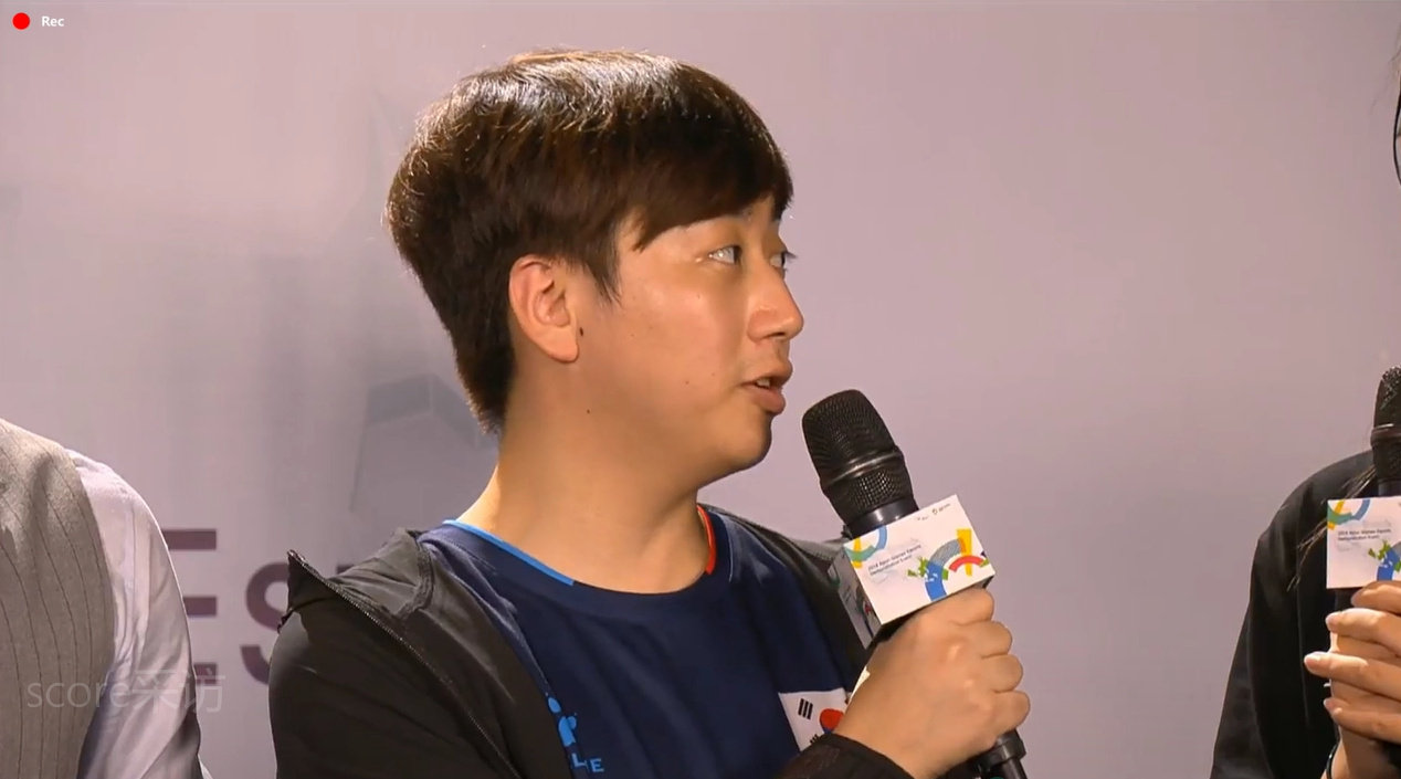 【正在直播】2018年乒乓球亚洲杯-男子单打半