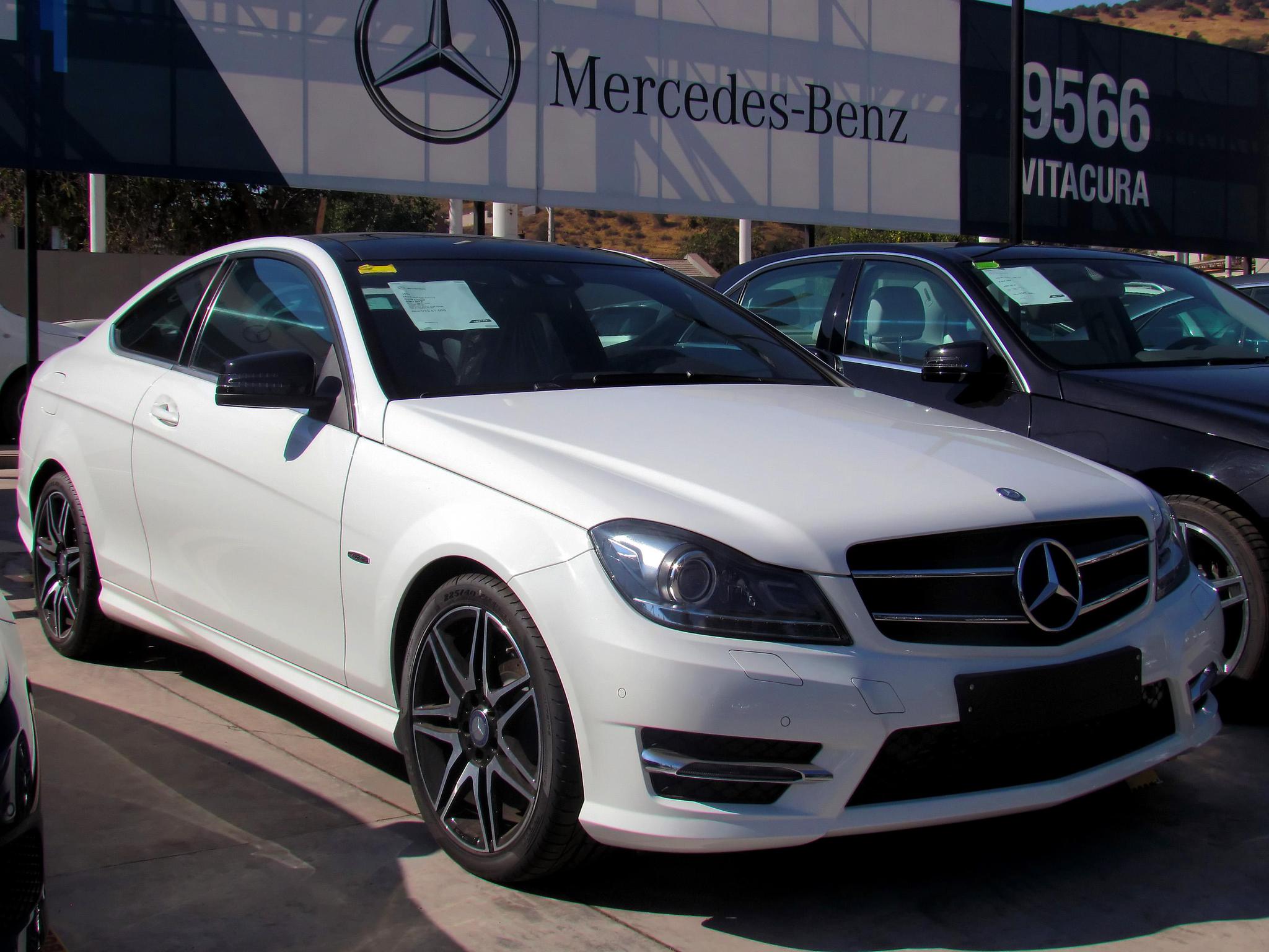 45万购买进口奔驰c200轿跑, 其中两项配置被吐槽