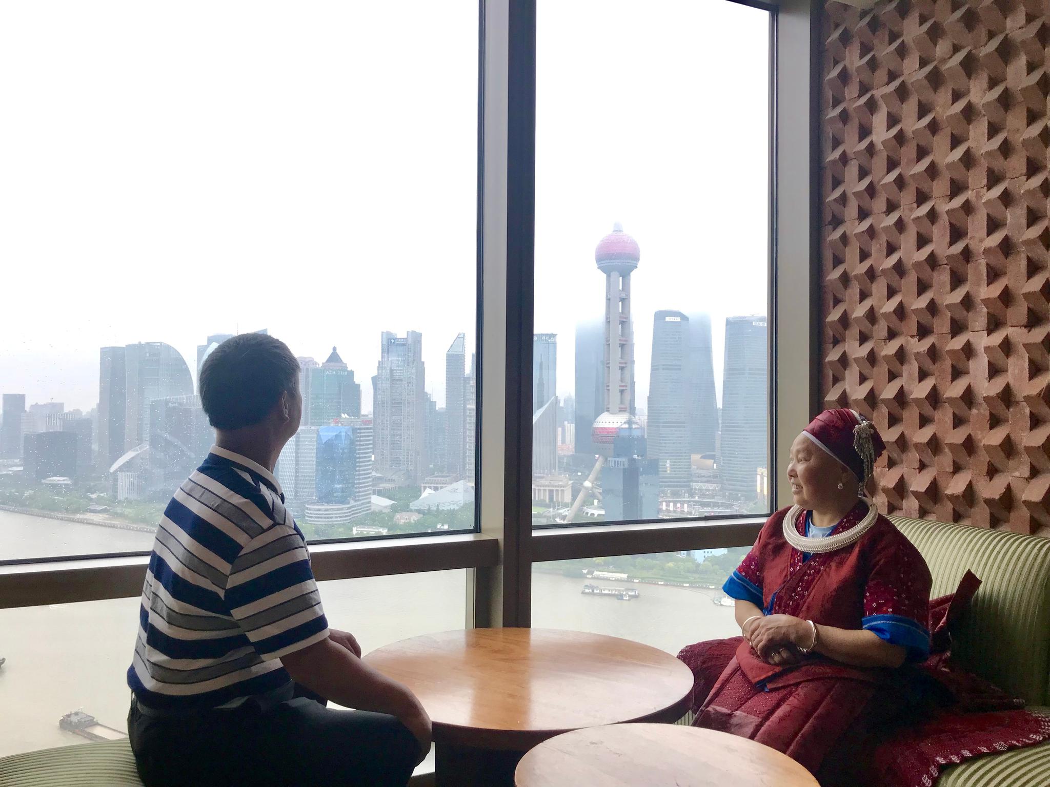 一直很喜欢上海外滩茂悦大酒店的非常时髦酒吧,景观真的好棒