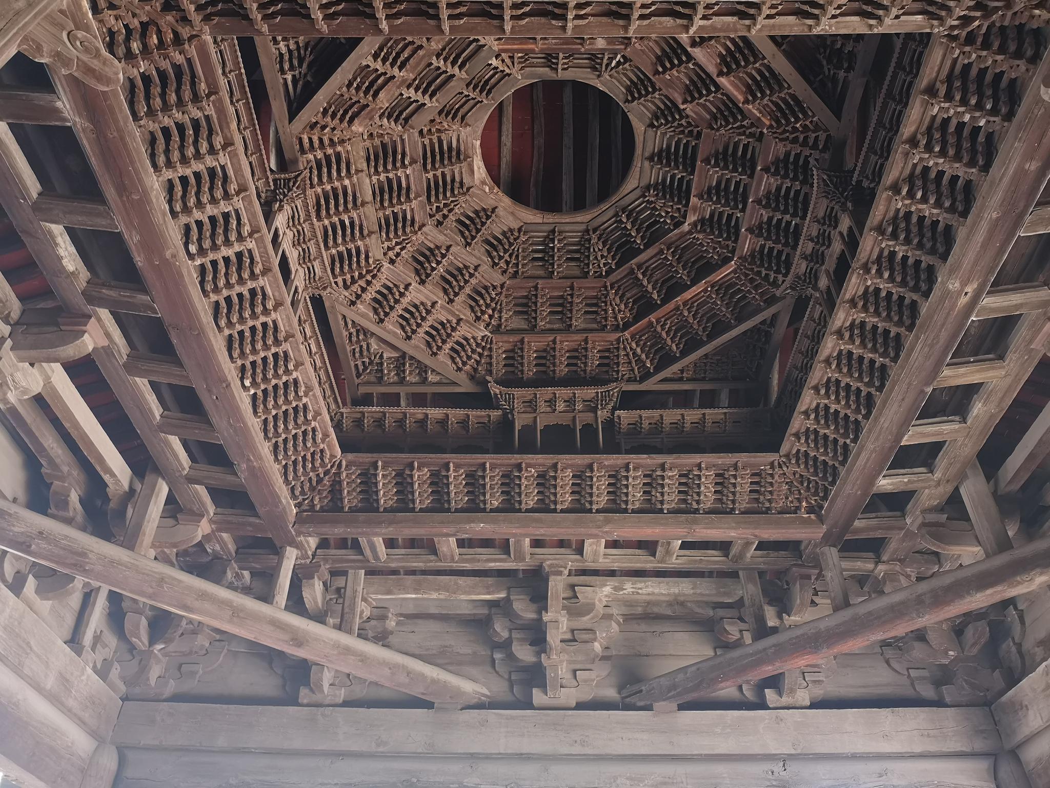 太原窦大夫祠元代藻井