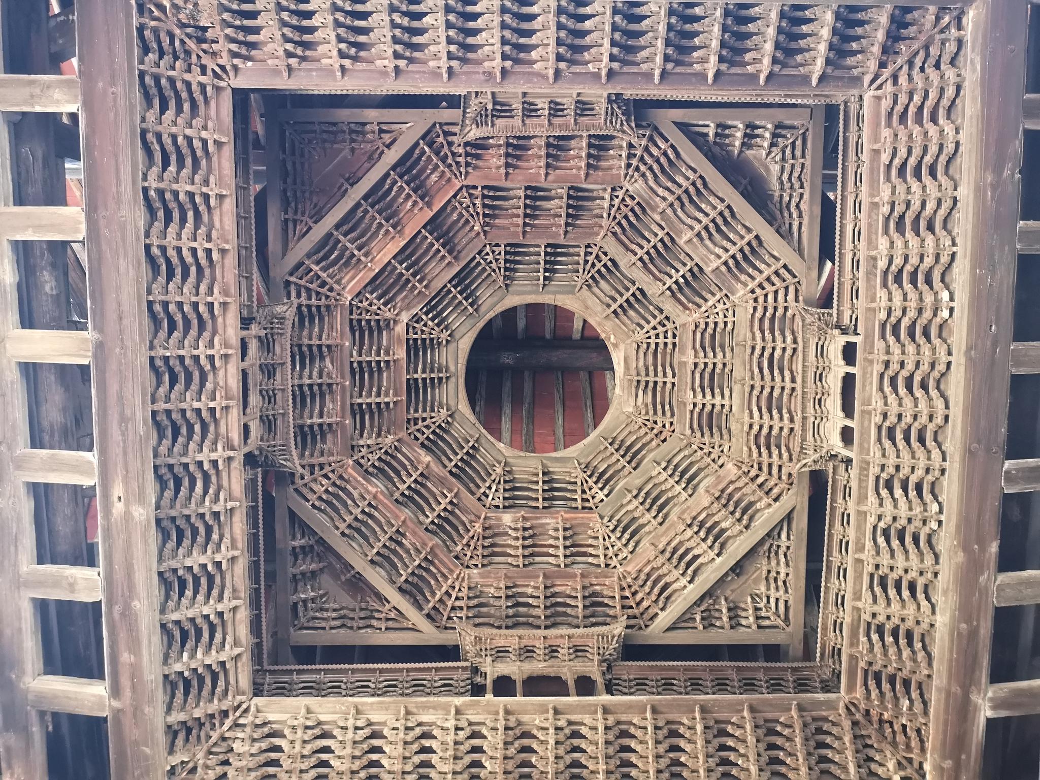 太原窦大夫祠元代藻井