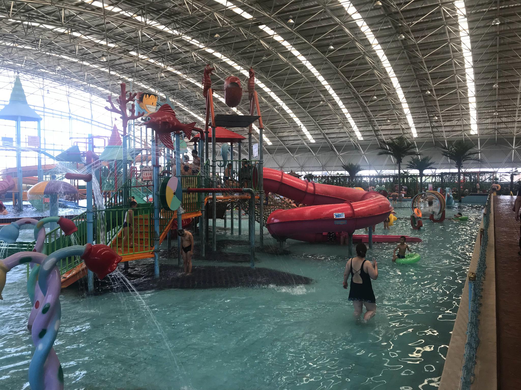 中威水世界青城的水上乐园