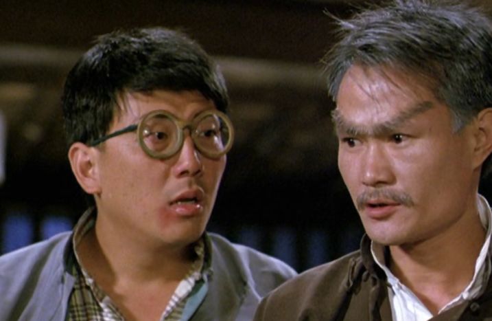 是85年和林正英合作的电影《僵尸先生》,凭借这部片子他还拿到了香港
