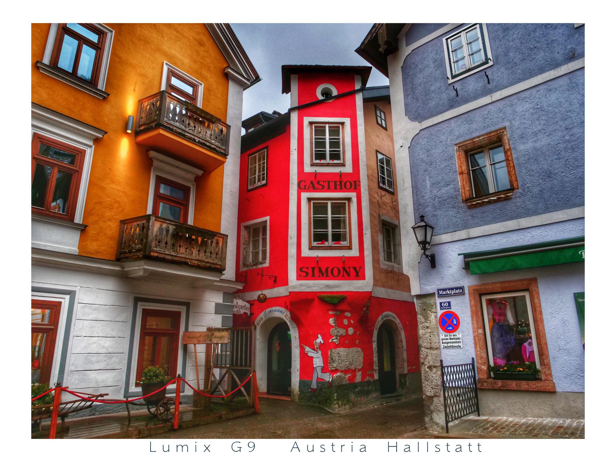 奥地利的颜色是丰富亮丽多彩的,房子是小巧精致的