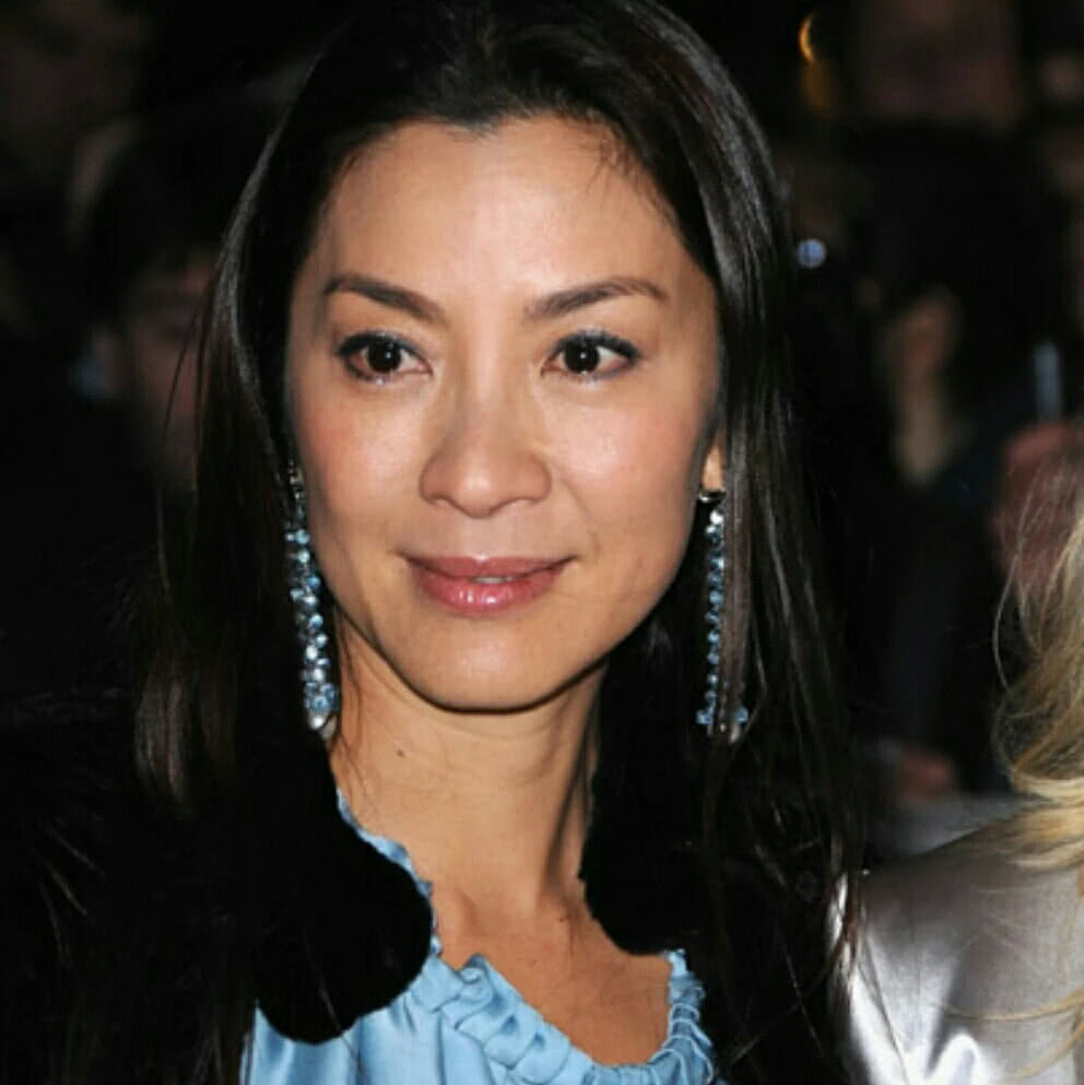 曾被称为"功夫女神",因伤隐匿苦练瑜伽,今48岁却沦为商演!