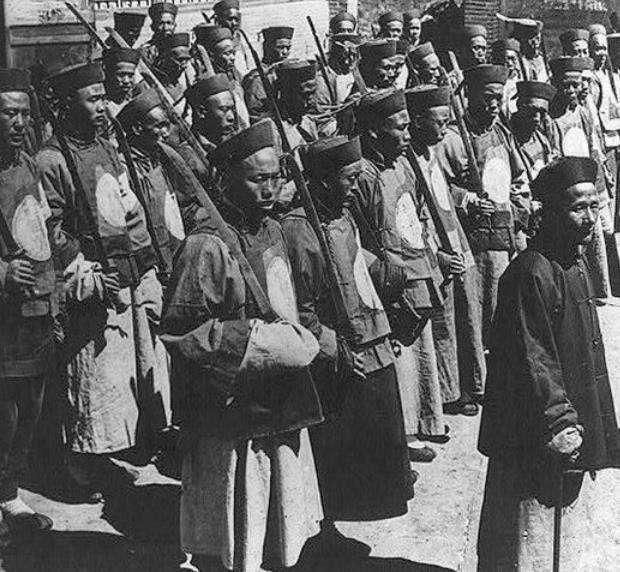 罕见的晚清大内侍卫的真实照片,图7这位是真的厉害!