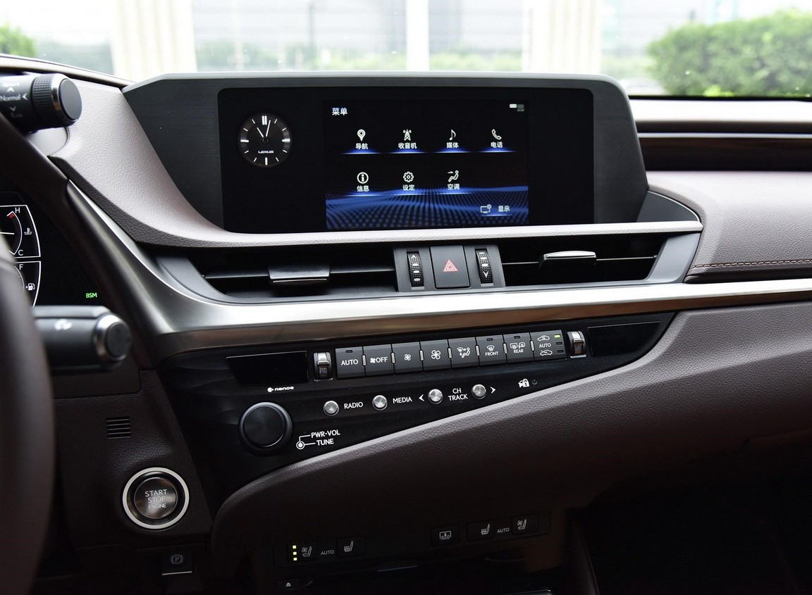 从配角上位主角,雷克萨斯es用了30年,终于熬出头!